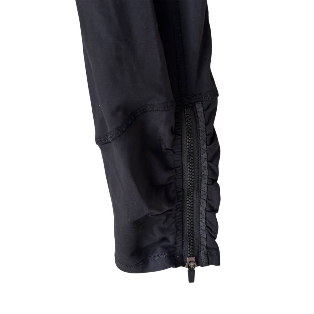 Lululemon Women's Black Leggings Size 2 Ruched Detail Back Pocket - Picture 3 of 6